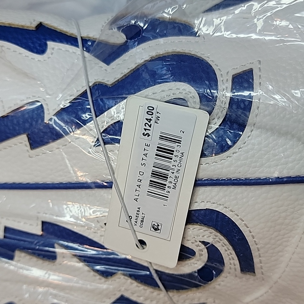 NWT Altar'd State Vanessa Gameday Boots In Cobalt Blue. Size 7. - Picture 4 of 6